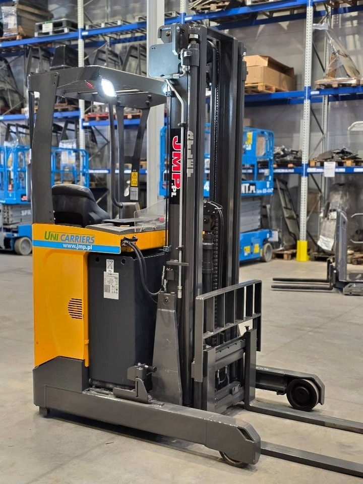UniCarriers ULS 120 DTFVXC 570 - Empilhador retráctil: foto 4 UniCarriers ULS 120 DTFVXC 570 - Empilhador retráctil: foto 4