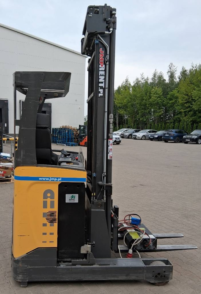 UniCarriers UMS 160 DTFVXC725 - Empilhador retráctil: foto 2 UniCarriers UMS 160 DTFVXC725 - Empilhador retráctil: foto 2