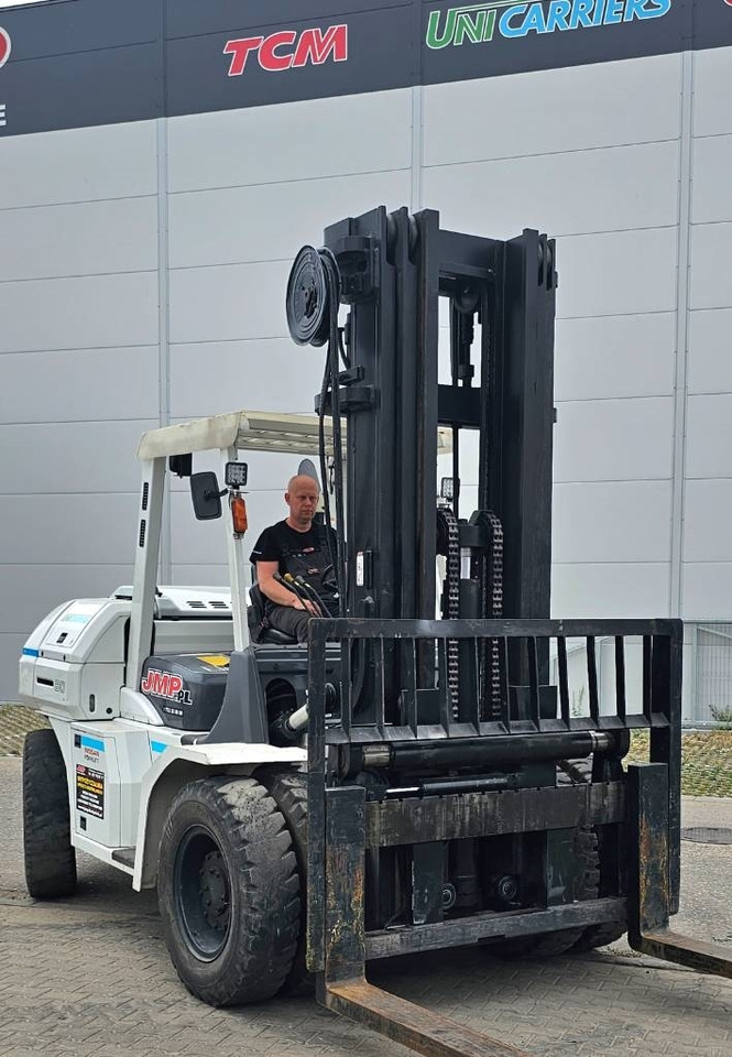 Empilhadeira a diesel UniCarriers ZX80 FD80-3 TRIPLEX 6m: foto 16