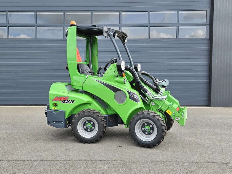 Avant 423 TDL+ Mini-shovel - Mini pá carregadora de rastos: foto 2 Avant 423 TDL+ Mini-shovel - Mini pá carregadora de rastos: foto 2