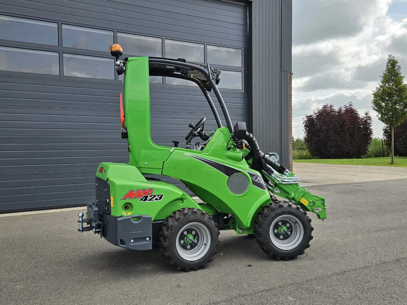 Avant 423 TDL+ Mini-shovel - Mini pá carregadora de rastos: foto 3 Avant 423 TDL+ Mini-shovel - Mini pá carregadora de rastos: foto 3