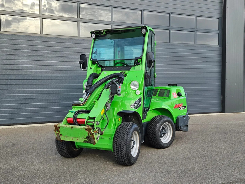 Mini pá carregadora de rastos Avant 528: foto 7 Mini pá carregadora de rastos Avant 528: foto 7