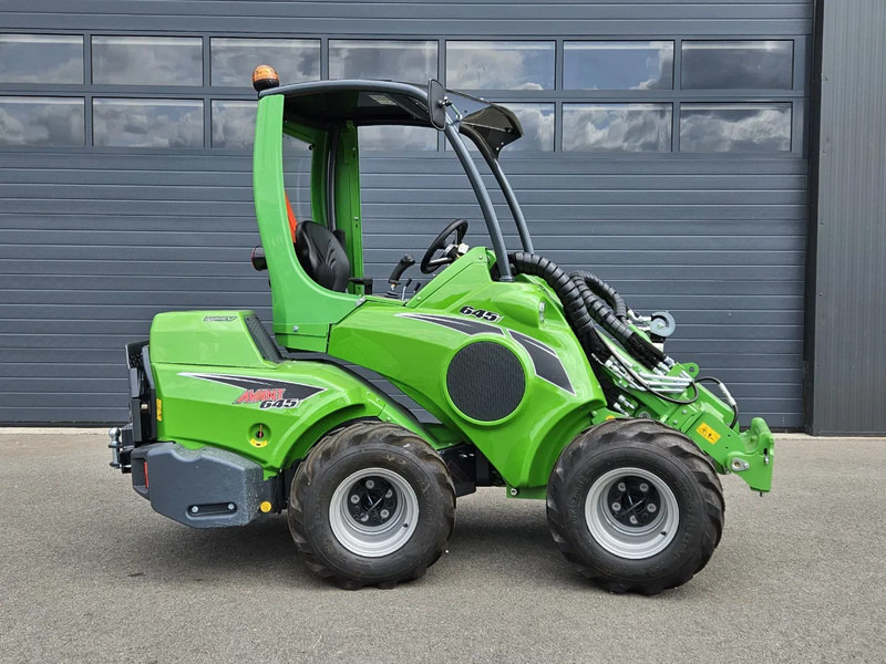 Avant 645i Rental mini-shovel - Mini pá carregadora de rastos: foto 2 Avant 645i Rental mini-shovel - Mini pá carregadora de rastos: foto 2