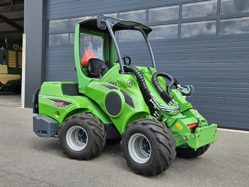 Avant 645i Rental mini-shovel - Mini pá carregadora de rastos: foto 1 Avant 645i Rental mini-shovel - Mini pá carregadora de rastos: foto 1