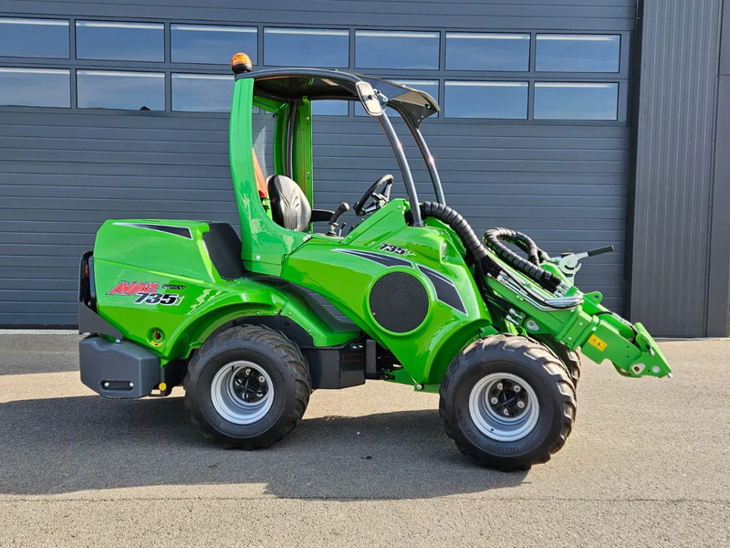 Avant 735i Rental mini-shovel - Mini pá carregadora de rastos: foto 2 Avant 735i Rental mini-shovel - Mini pá carregadora de rastos: foto 2