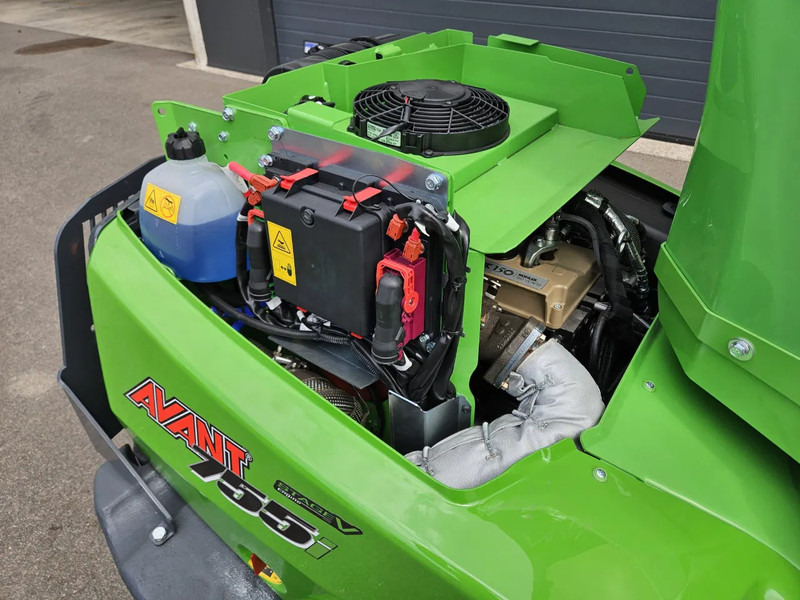 Mini pá carregadora de rastos Avant 755i Rental mini-shovel: foto 20