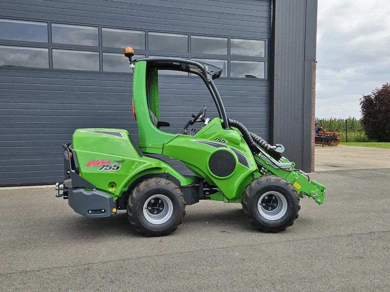 Avant 755i Rental mini-shovel - Mini pá carregadora de rastos: foto 3 Avant 755i Rental mini-shovel - Mini pá carregadora de rastos: foto 3