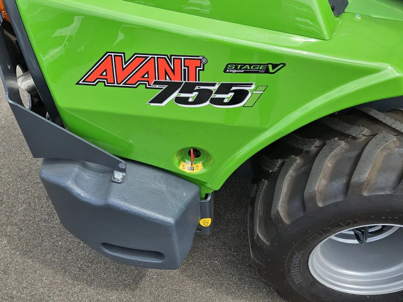 Mini pá carregadora de rastos Avant 755i Rental mini-shovel: foto 15