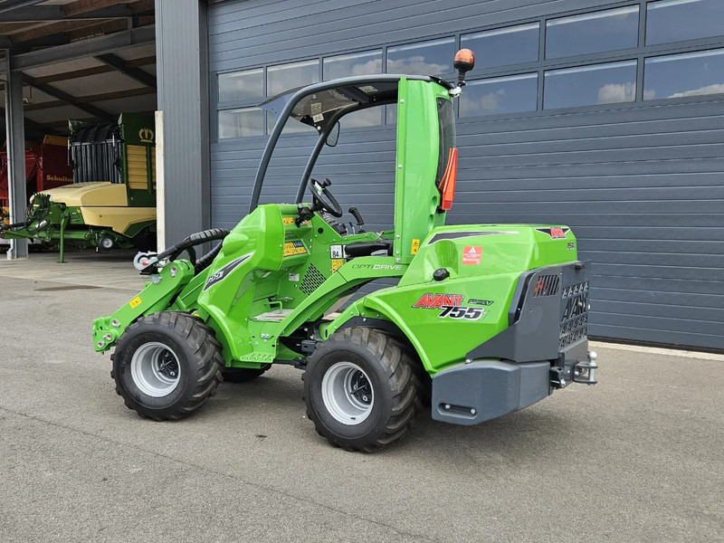 Mini pá carregadora de rastos Avant 755i Rental mini-shovel: foto 8