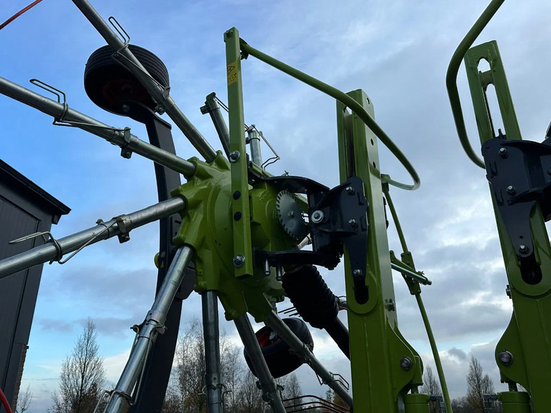 Ancinho enleirador Claas Liner 2700: foto 11 Ancinho enleirador Claas Liner 2700: foto 11