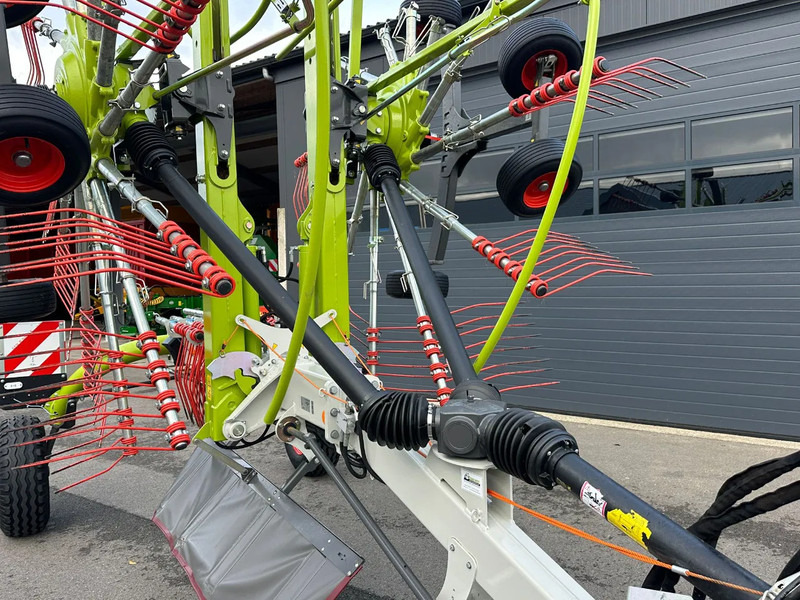 Ancinho enleirador Claas Liner 2700: foto 10 Ancinho enleirador Claas Liner 2700: foto 10