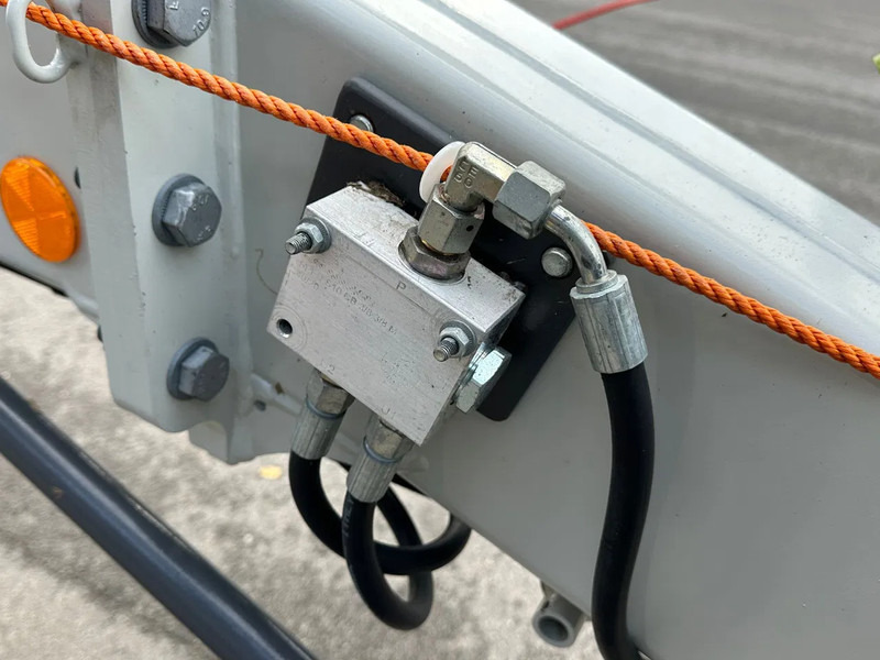 Ancinho enleirador Claas Liner 2700: foto 18 Ancinho enleirador Claas Liner 2700: foto 18