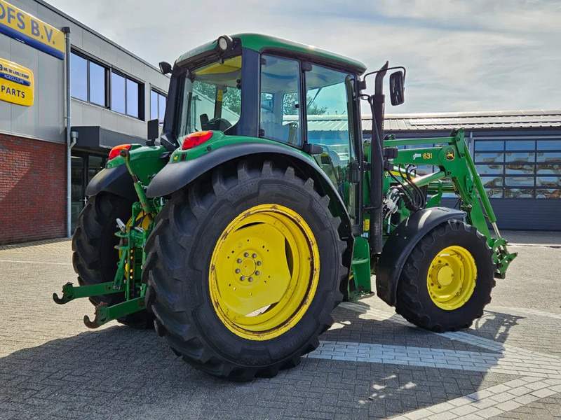 John Deere met 631 voorlader 6230 - Trator: foto 3 John Deere met 631 voorlader 6230 - Trator: foto 3