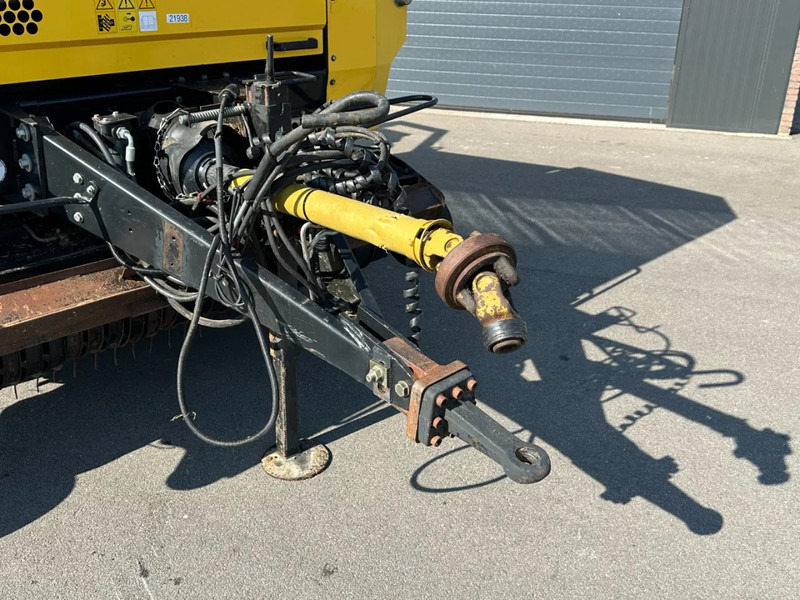 Máquina agrícola New Holland BR6090 balenpers: foto 12