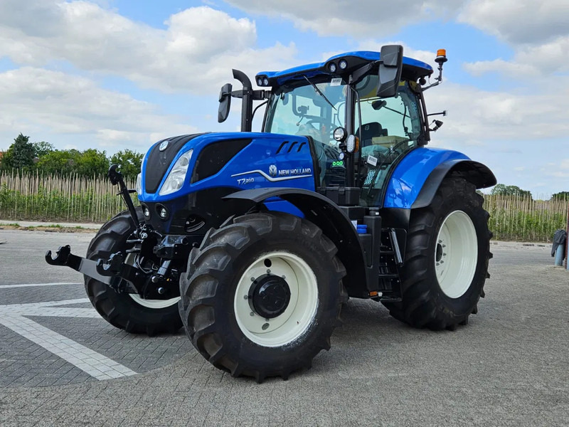 New Holland T7.210 Range command 50 km/h - Trator: foto 5 New Holland T7.210 Range command 50 km/h - Trator: foto 5