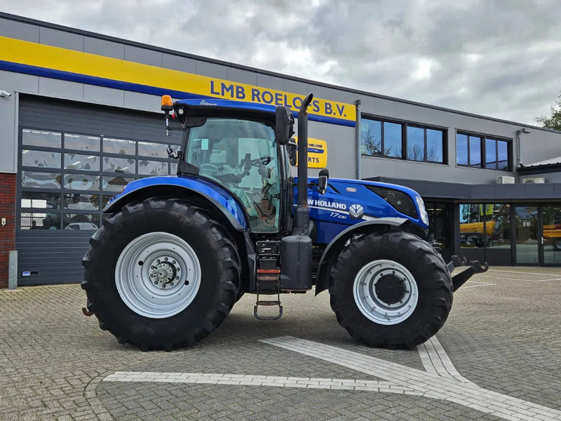 New Holland T7.230AC Autocommand - Trator: foto 2 New Holland T7.230AC Autocommand - Trator: foto 2