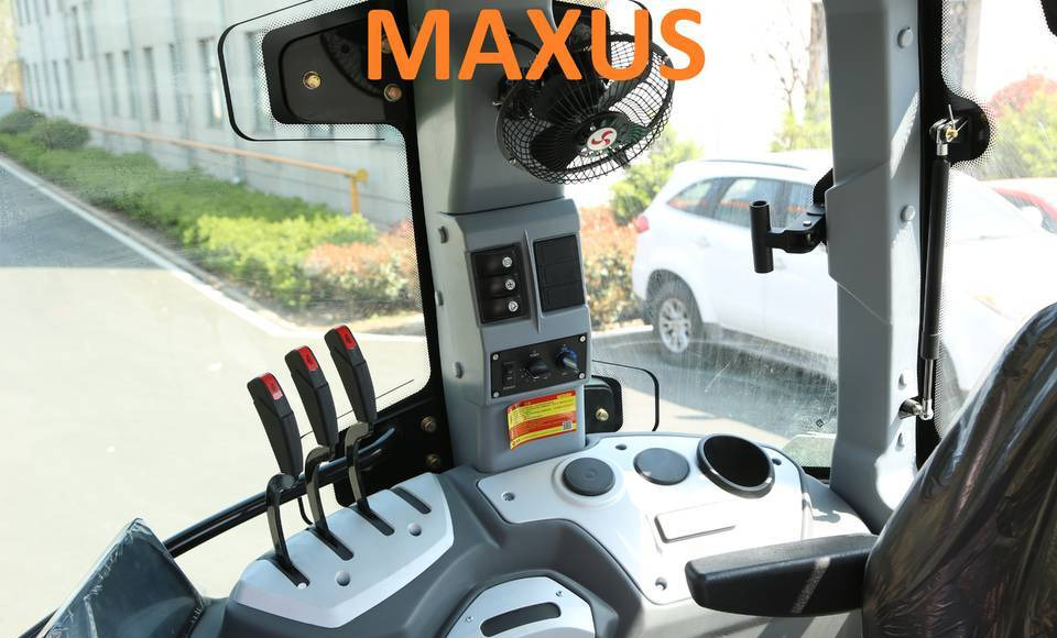NEW MAXUS 280 HP 4x4 Tractor Warranty НОВИЙ MAXUS 280 К.с. 4x4 Трактор Гарантія NOWY Ciągnik 280 KM 4x4 MAXUS Gwarancja - Trator: foto 2 NEW MAXUS 280 HP 4x4 Tractor Warranty НОВИЙ MAXUS 280 К.с. 4x4 Трактор Гарантія NOWY Ciągnik 280 KM 4x4 MAXUS Gwarancja - Trator: foto 2