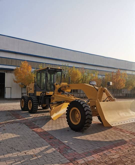 NEW MAXUS Cummins Road Grader Warranty up to 10 Years НОВА дорожня рівнялка MAXUS Cummins Гарантія до 10 Років NOWA równiarka drogowa MAXUS Cummins Gwarancja do 10 LAT - Motoniveladora: foto 2 NEW MAXUS Cummins Road Grader Warranty up to 10 Years НОВА дорожня рівнялка MAXUS Cummins Гарантія до 10 Років NOWA równiarka drogowa MAXUS Cummins Gwarancja do 10 LAT - Motoniveladora: foto 2