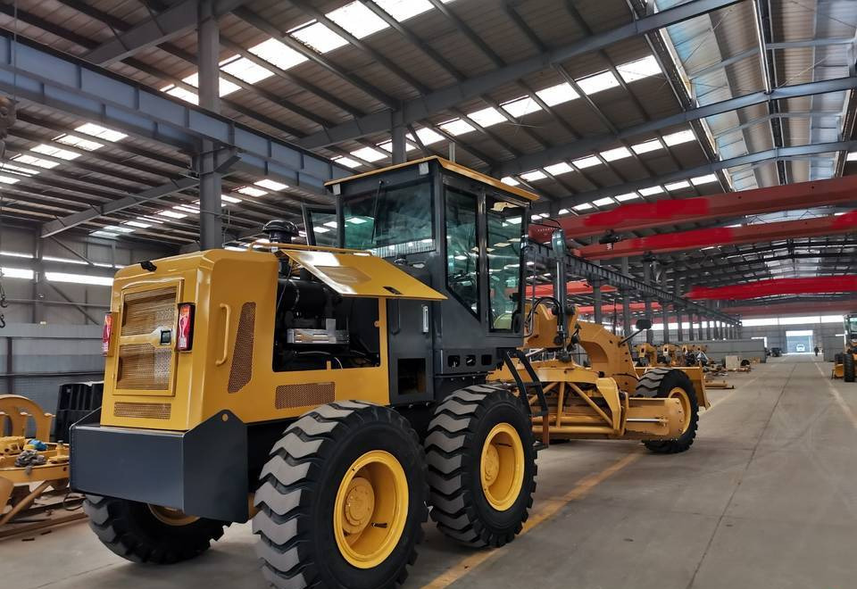 NEW MAXUS Cummins Road Grader Warranty up to 10 Years НОВА дорожня рівнялка MAXUS Cummins Гарантія до 10 Років NOWA równiarka drogowa MAXUS Cummins Gwarancja do 10 LAT - Motoniveladora: foto 3 NEW MAXUS Cummins Road Grader Warranty up to 10 Years НОВА дорожня рівнялка MAXUS Cummins Гарантія до 10 Років NOWA równiarka drogowa MAXUS Cummins Gwarancja do 10 LAT - Motoniveladora: foto 3
