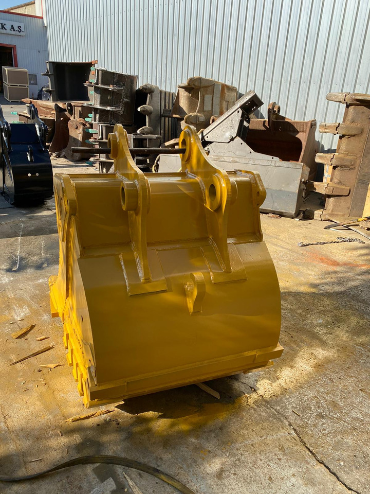 CAT Rock Bucket - Balde escavadora por Máquina de construção: foto 4 CAT Rock Bucket - Balde escavadora por Máquina de construção: foto 4