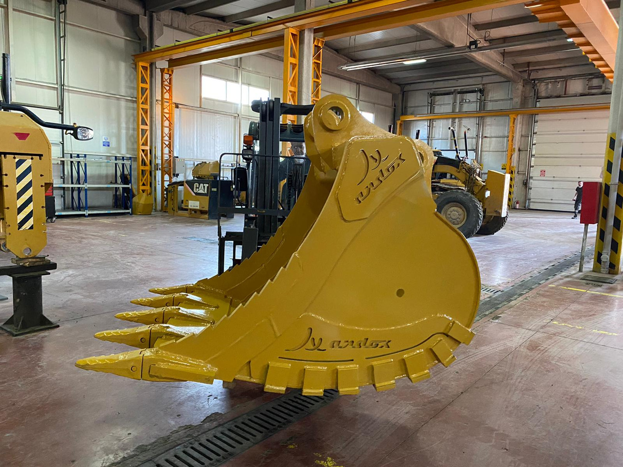 CAT Rock Bucket - Balde escavadora por Máquina de construção: foto 5 CAT Rock Bucket - Balde escavadora por Máquina de construção: foto 5