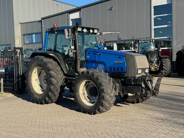 Valtra 8550 Hitech! - Trator: foto 2 Valtra 8550 Hitech! - Trator: foto 2
