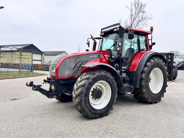 Valtra T172 Direct FH+PTO, 6772 uur! - Trator: foto 1 Valtra T172 Direct FH+PTO, 6772 uur! - Trator: foto 1