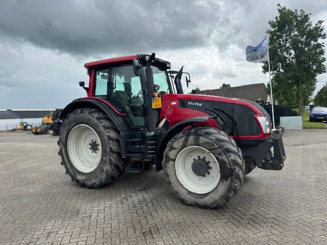 Valtra T193 Hitech TWINTRAC 5900 uur! - Trator: foto 2 Valtra T193 Hitech TWINTRAC 5900 uur! - Trator: foto 2