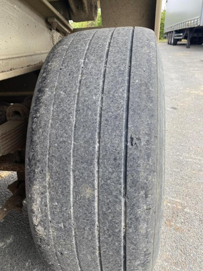 Semi-reboque basculante Benalu: foto 11 Semi-reboque basculante Benalu: foto 11