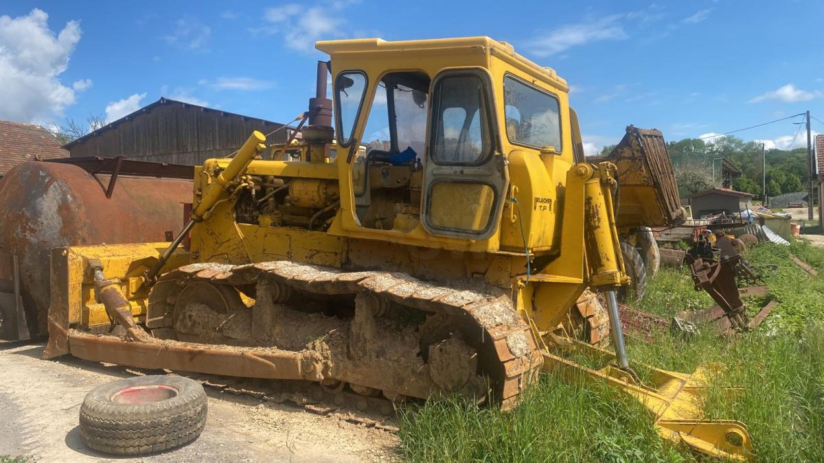 Caterpillar D6C - Buldôzer: foto 5 Caterpillar D6C - Buldôzer: foto 5