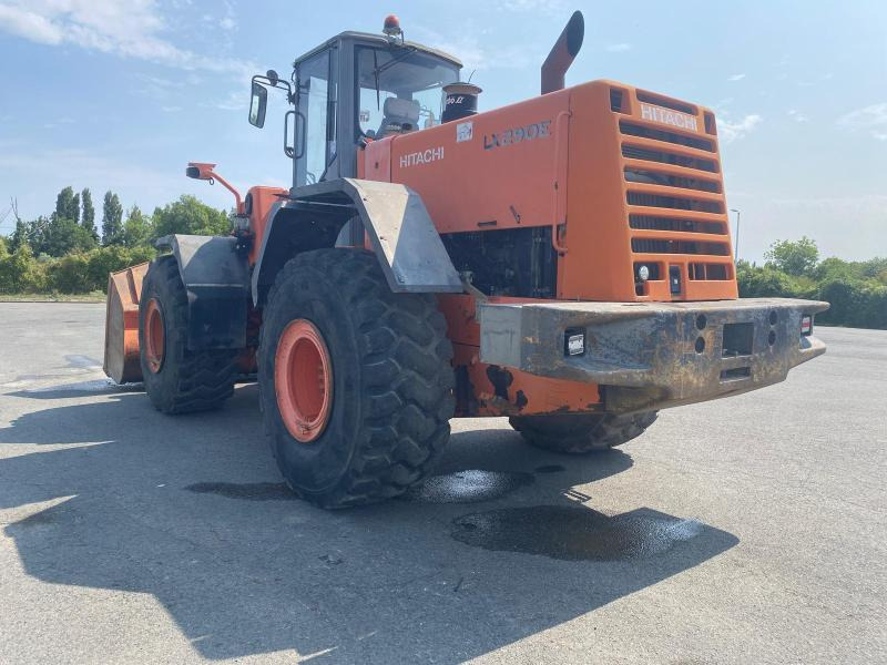 Hitachi LX290 - Pá carregadora de rodas: foto 4 Hitachi LX290 - Pá carregadora de rodas: foto 4