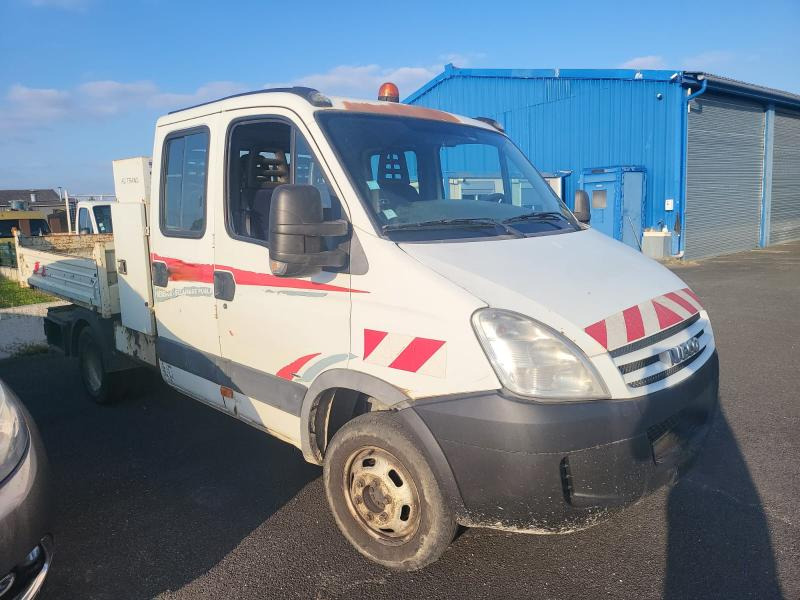 Iveco 35C12 - Carrinha basculante: foto 1 Iveco 35C12 - Carrinha basculante: foto 1