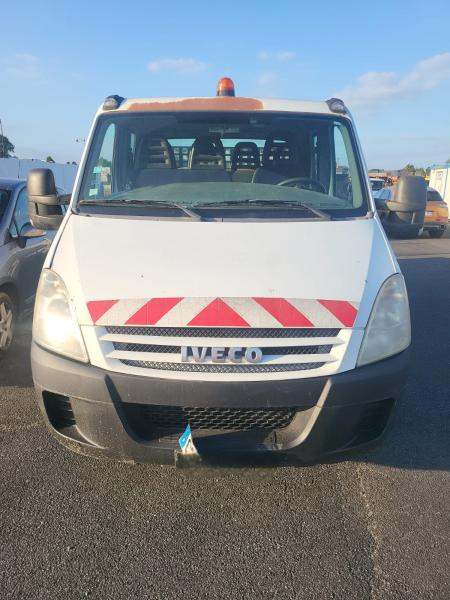 Iveco 35C12 - Carrinha basculante: foto 3 Iveco 35C12 - Carrinha basculante: foto 3