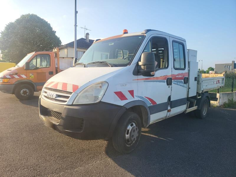Iveco 35C12 - Carrinha basculante: foto 4 Iveco 35C12 - Carrinha basculante: foto 4