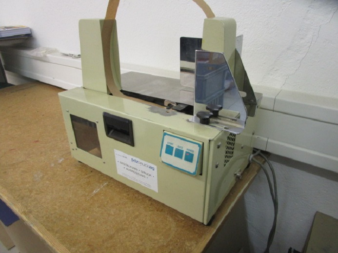 BANDEROLIERMASCHINE TANNER JC200 80 - Máquina de embalagem: foto 2 BANDEROLIERMASCHINE TANNER JC200 80 - Máquina de embalagem: foto 2