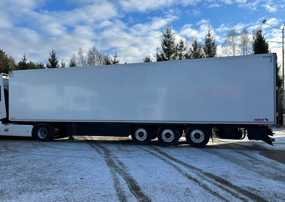 Schmitz Cargobull ORYGINALNE ALUFELGI ALCOA / BEZWYPADKOWA CHŁODNIA / GRUBA ŚCIANA 7 CM / 2 SZTUKI !! - Semi-reboque frigorífico: foto 4 Schmitz Cargobull ORYGINALNE ALUFELGI ALCOA / BEZWYPADKOWA CHŁODNIA / GRUBA ŚCIANA 7 CM / 2 SZTUKI !! - Semi-reboque frigorífico: foto 4