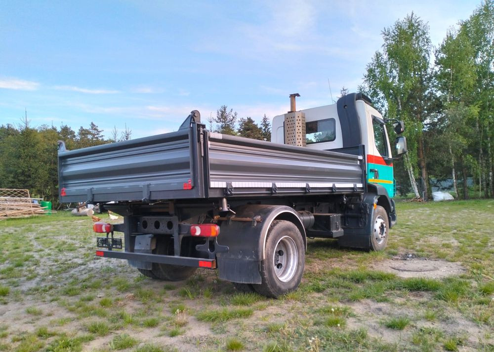 DAF LF 55.220 - Camião basculante: foto 4 DAF LF 55.220 - Camião basculante: foto 4