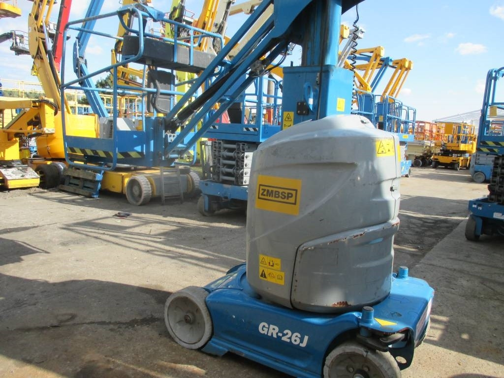 Genie GR 26 J - Plataforma de mastro vertical: foto 4 Genie GR 26 J - Plataforma de mastro vertical: foto 4