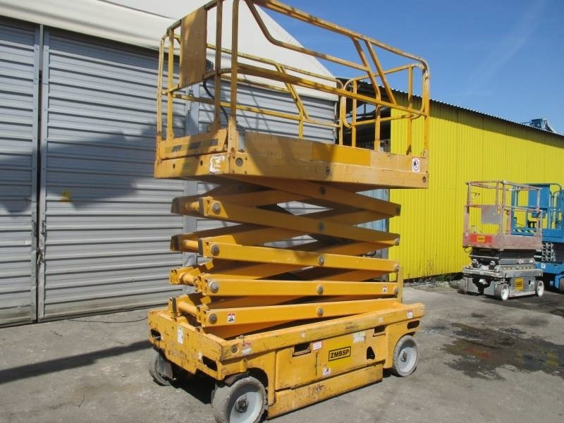 Haulotte Compact 12 - Plataforma de Tijera/ Plataforma de tesoura: foto 2 Haulotte Compact 12 - Plataforma de Tijera/ Plataforma de tesoura: foto 2