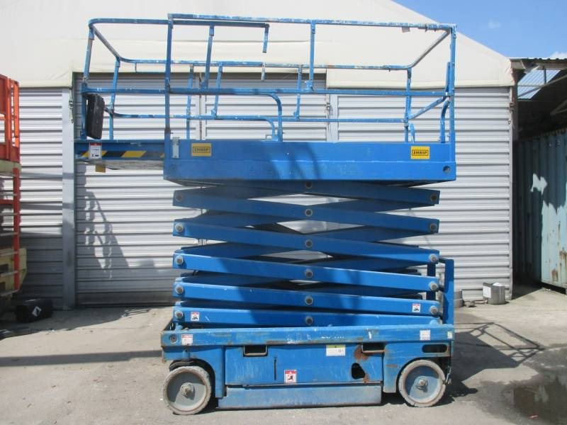 Haulotte Compact 14  - Plataforma de Tijera/ Plataforma de tesoura: foto 1 Haulotte Compact 14  - Plataforma de Tijera/ Plataforma de tesoura: foto 1