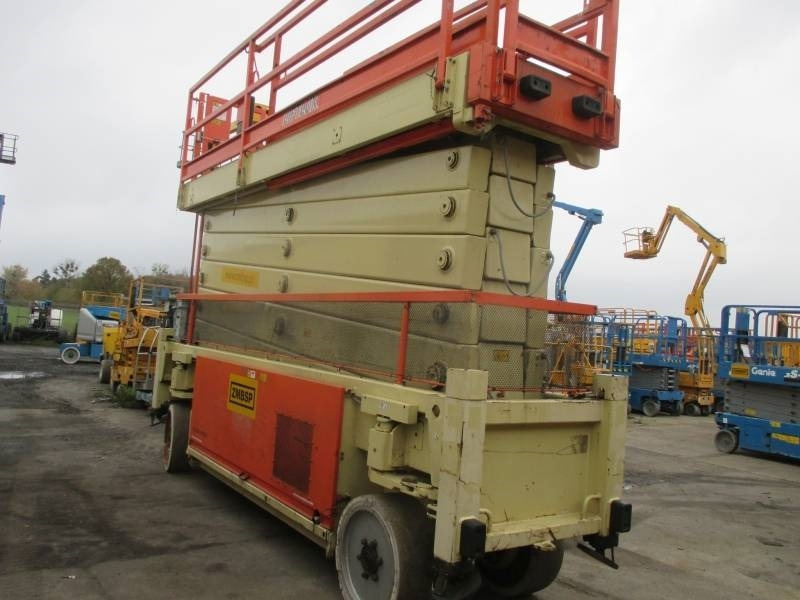 Plataforma de Tijera/ Plataforma de tesoura JLG Liftlux 245-12: foto 5
