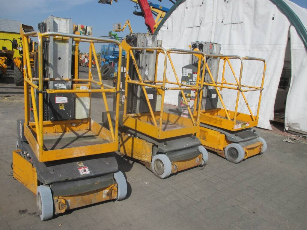 JLG Toucan Junior 8 - Plataforma de mastro vertical: foto 1 JLG Toucan Junior 8 - Plataforma de mastro vertical: foto 1