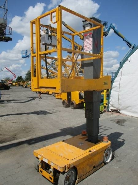 SkyJack SJ 12 - Plataforma de mastro vertical: foto 2 SkyJack SJ 12 - Plataforma de mastro vertical: foto 2