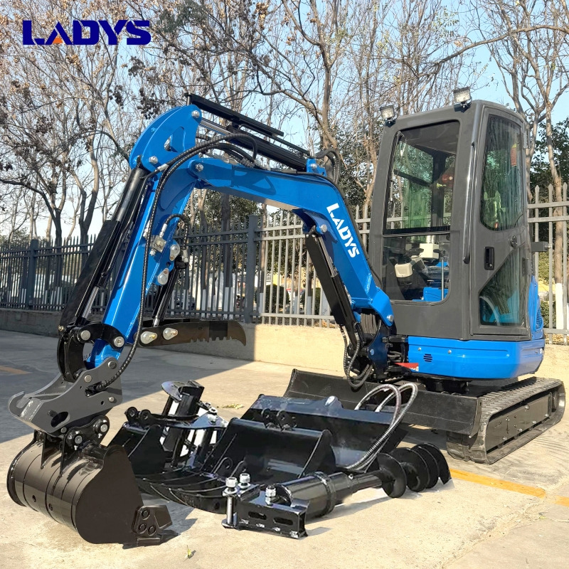 LADYS DY25U Mini Excavator Digger Miniexcavadora EPA Kubota Engine Mini Excavator For Sale With Mini Excavator Attachment Set - Escavadora de rastos: foto 1 LADYS DY25U Mini Excavator Digger Miniexcavadora EPA Kubota Engine Mini Excavator For Sale With Mini Excavator Attachment Set - Escavadora de rastos: foto 1