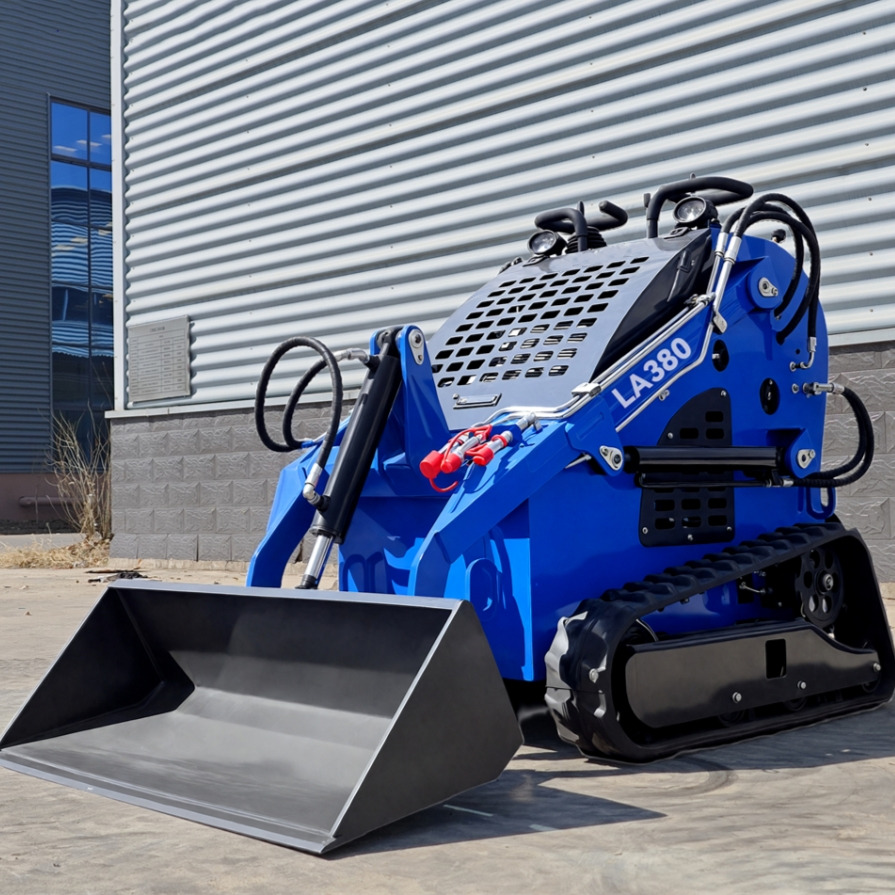 LEZUM Free Shipping LA380 Mini Skid Steer Loader Compact Track Diesel Cheap Mini Skid Steer Loader For Sale With Mini Skid Steer Attachments 4 In 1 Bucket - Mini pá carregadora: foto 4 LEZUM Free Shipping LA380 Mini Skid Steer Loader Compact Track Diesel Cheap Mini Skid Steer Loader For Sale With Mini Skid Steer Attachments 4 In 1 Bucket - Mini pá carregadora: foto 4
