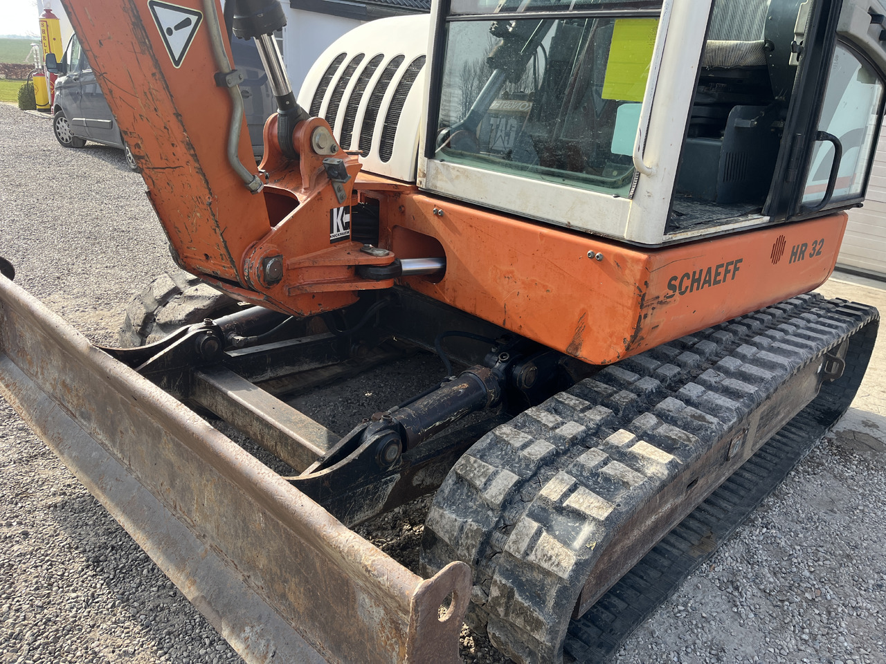Mini escavadeira SCHAEFF HR 32: foto 10