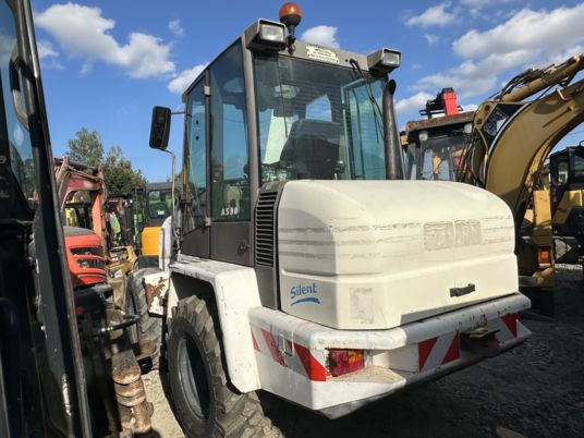 Ahlmann AS90 Rotative 16500 € HT - Pá carregadora de rodas: foto 4 Ahlmann AS90 Rotative 16500 € HT - Pá carregadora de rodas: foto 4
