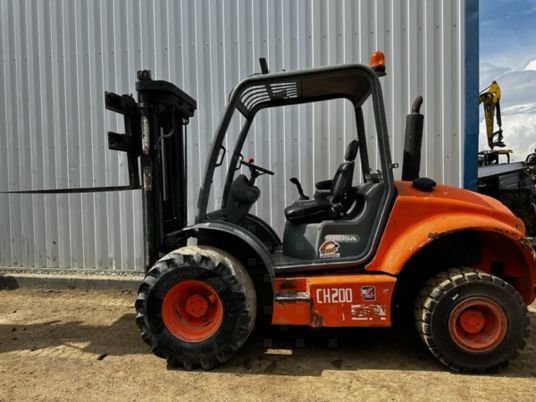 Ausa C200HX4 - 4x4 à 16500€ HT - Empilhadeira: foto 1 Ausa C200HX4 - 4x4 à 16500€ HT - Empilhadeira: foto 1