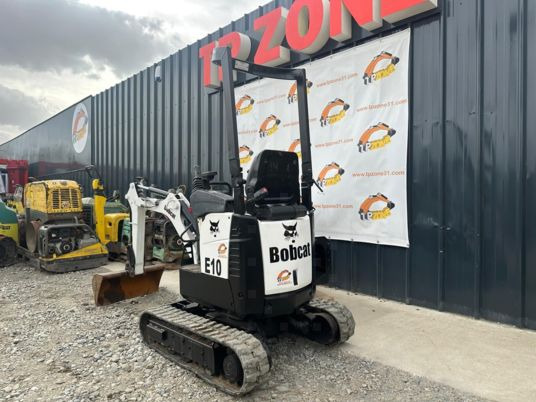 Bobcat E10 Joystick à 12500€ HT - Mini escavadeira: foto 5 Bobcat E10 Joystick à 12500€ HT - Mini escavadeira: foto 5