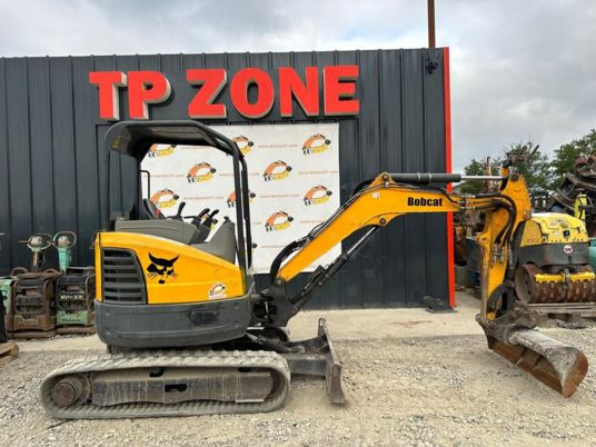 Bobcat E26 Canopy à 18500 € HT - Mini escavadeira: foto 1 Bobcat E26 Canopy à 18500 € HT - Mini escavadeira: foto 1